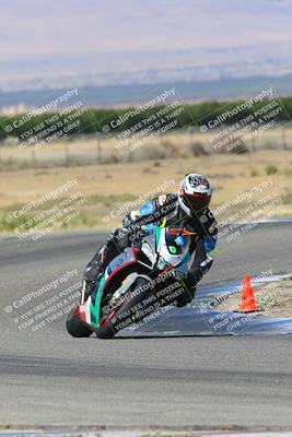 media/May-29-2022-Lets Ride (Sun) [[e8986be515]]/B Group/1020am (Outside Grapevine)/